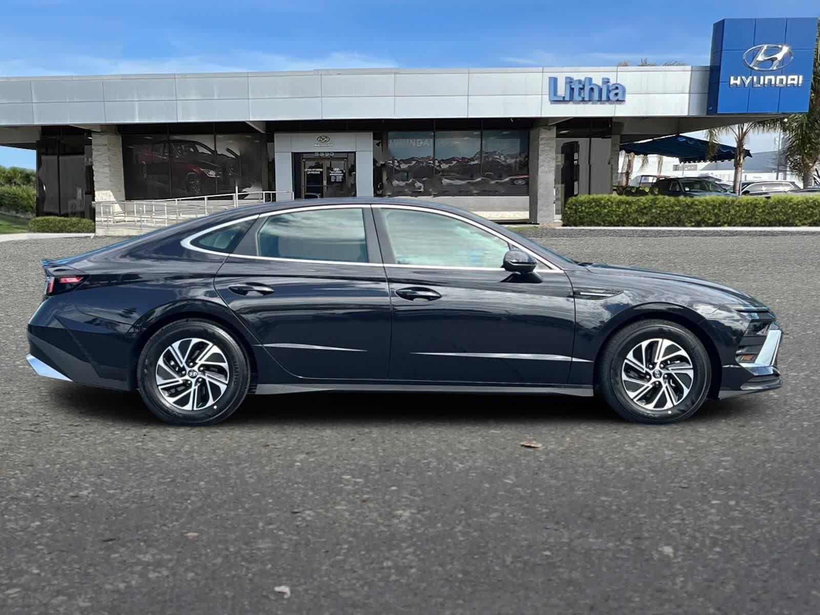 Thumbnail: 2026 Hyundai Sonata - 9