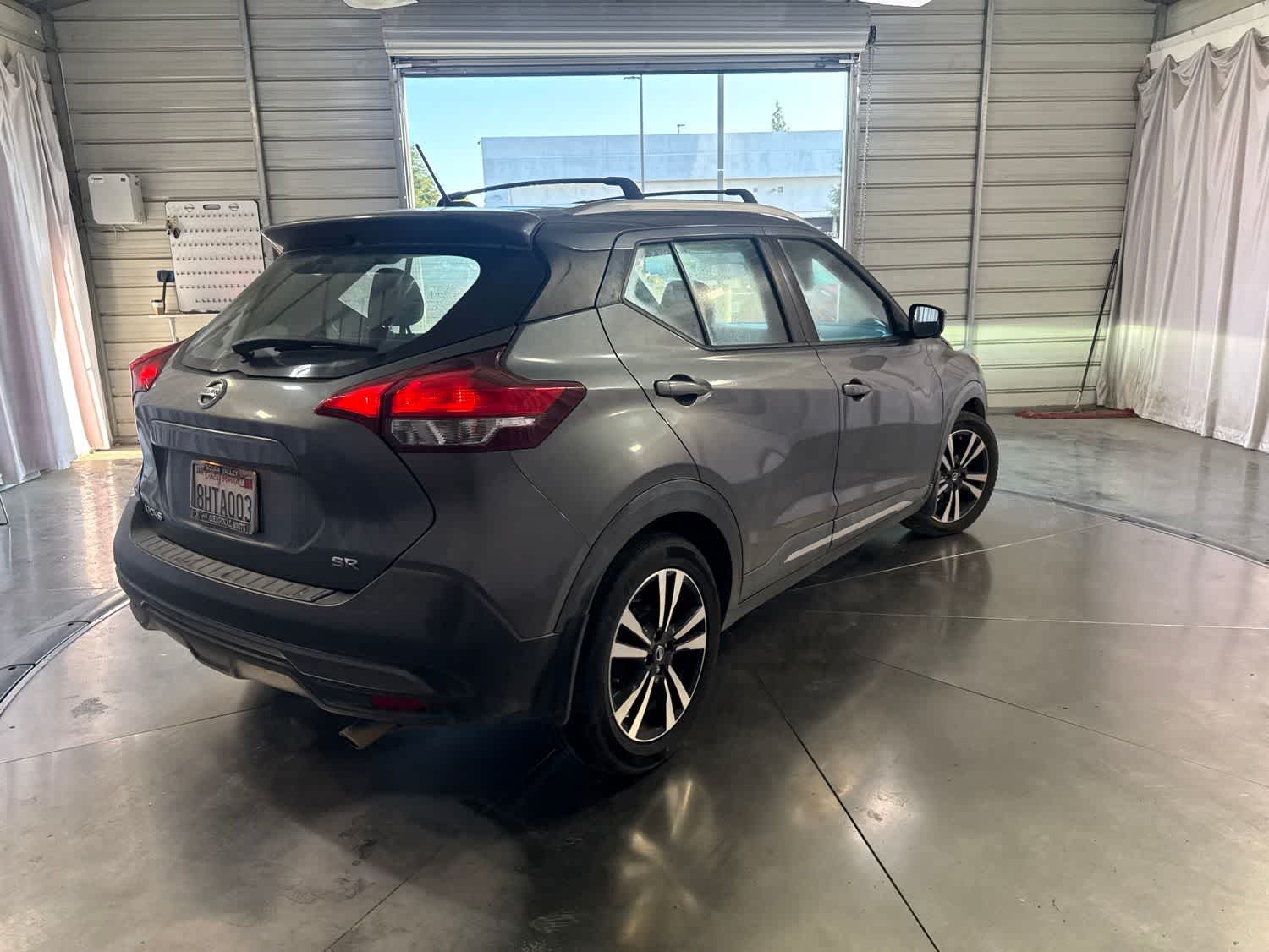 Thumbnail: 2018 Nissan Kicks - 4