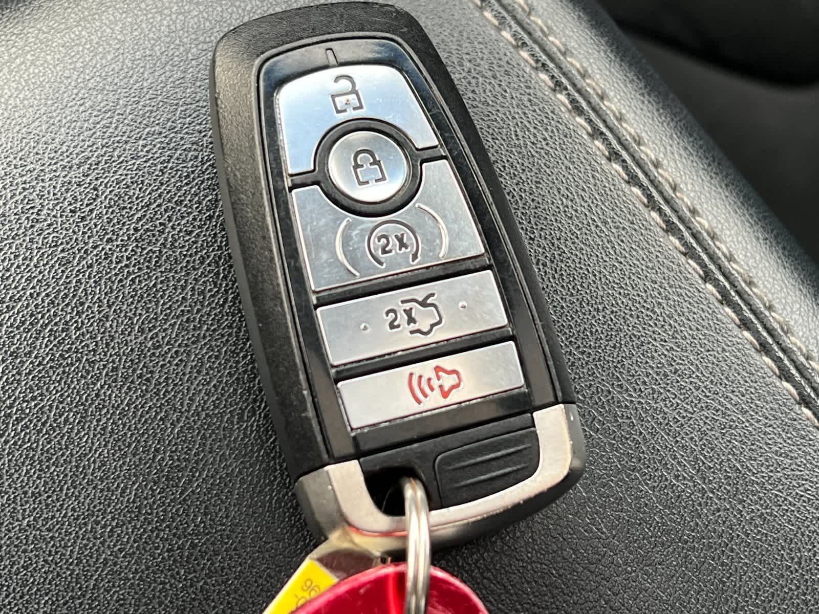 Thumbnail: 2018 Ford Edge - 29