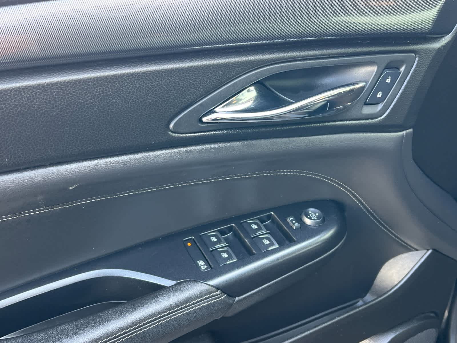 Thumbnail: 2016 Cadillac SRX - 12