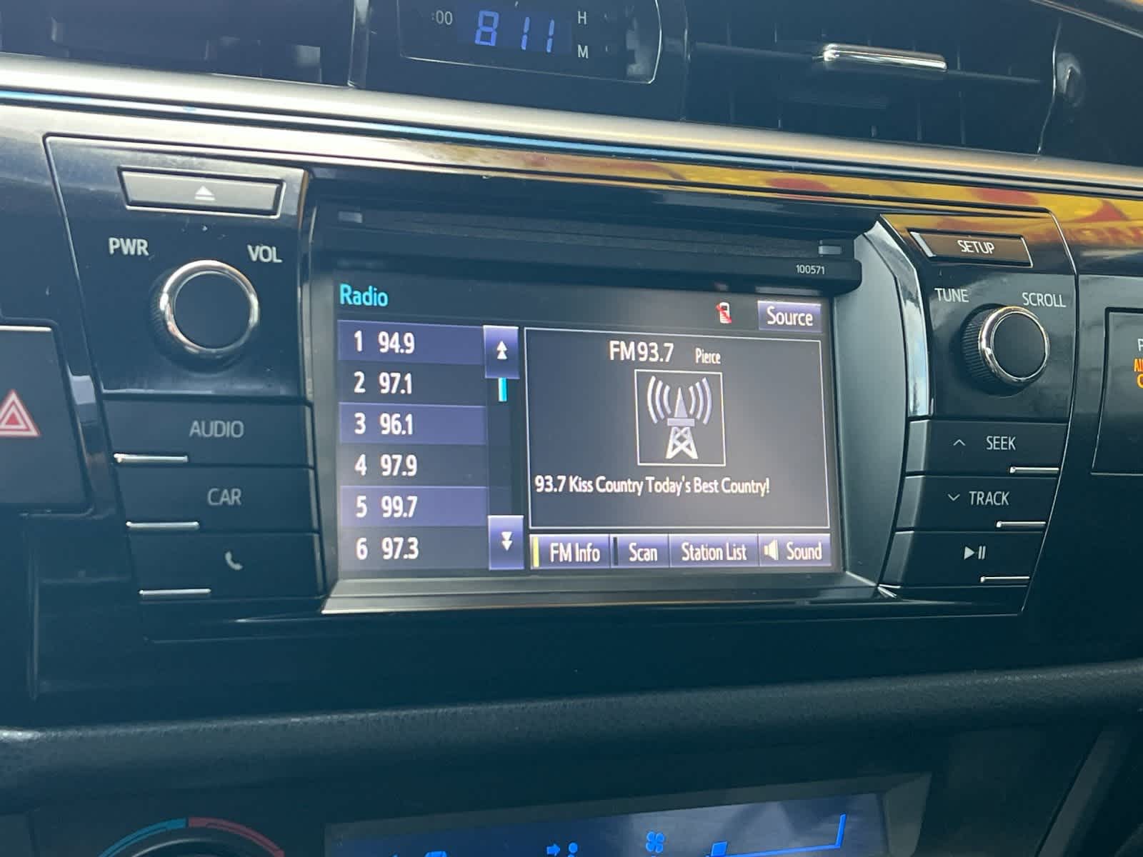 Thumbnail: 2014 Toyota Corolla - 18