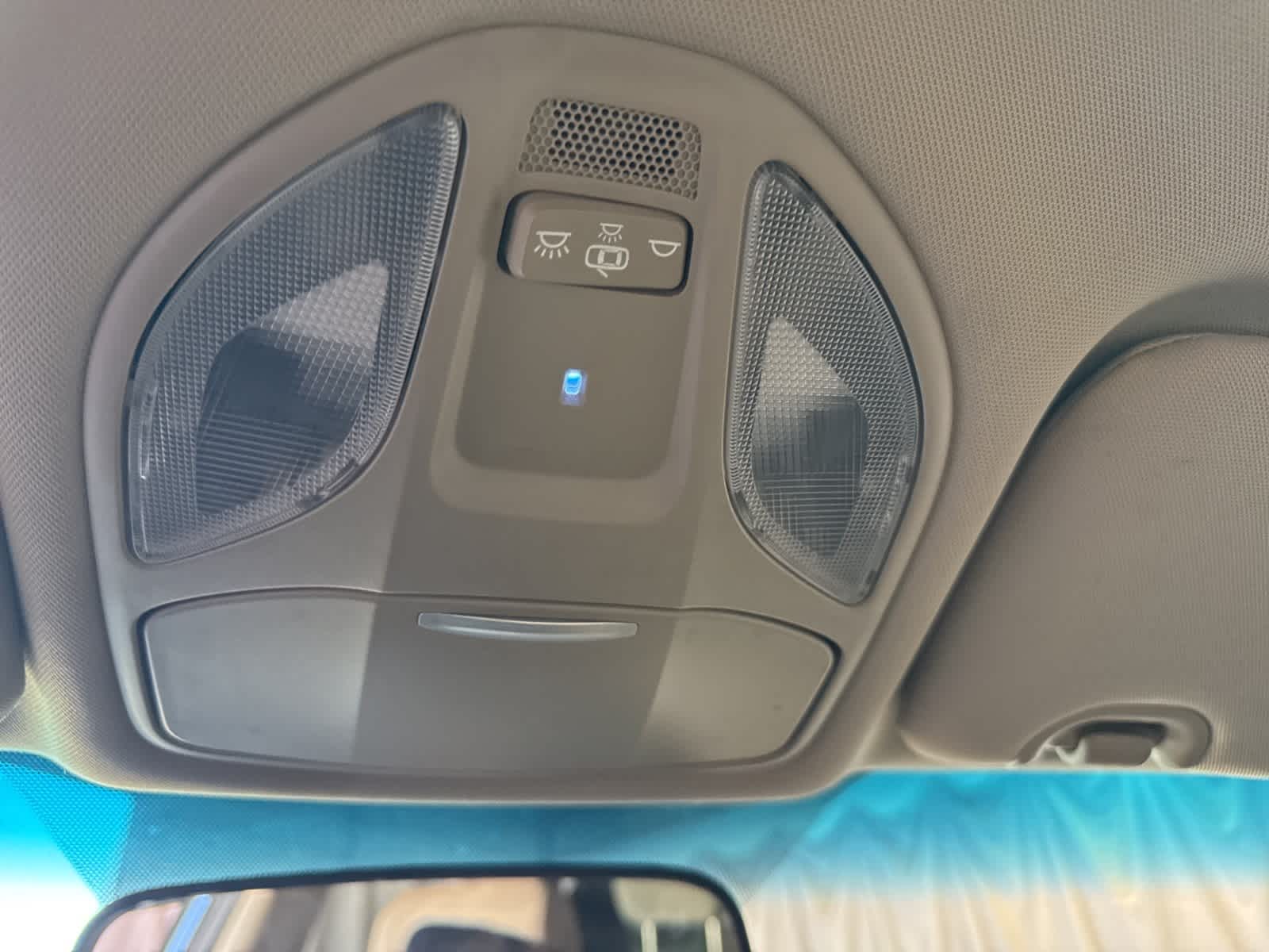 Thumbnail: 2017 Hyundai Santa Fe - 26