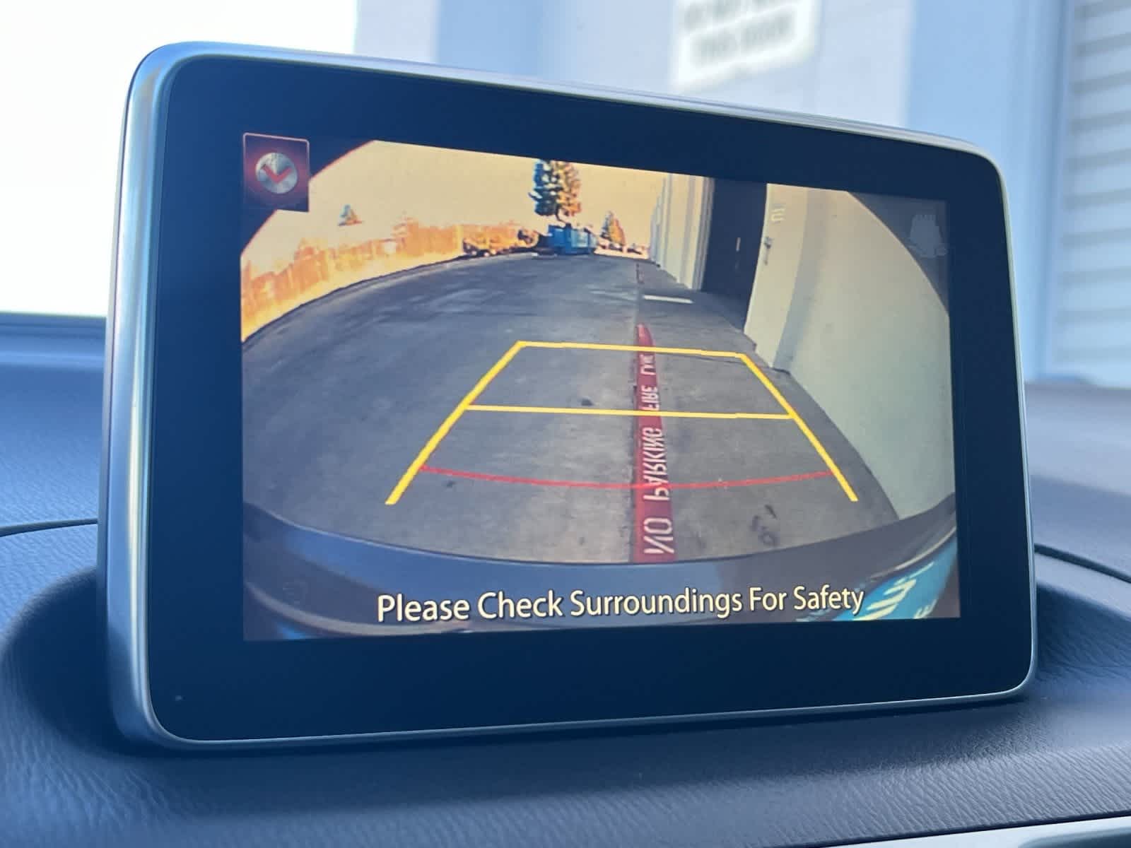 Thumbnail: 2016 Mazda Mazda3 - 19