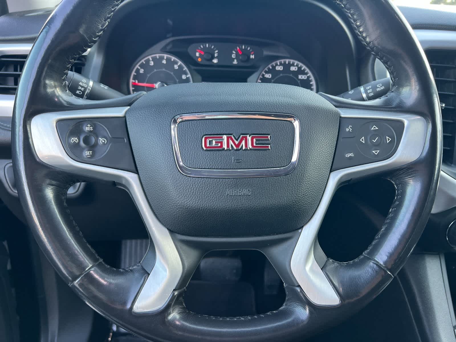 Thumbnail: 2019 GMC Acadia - 24