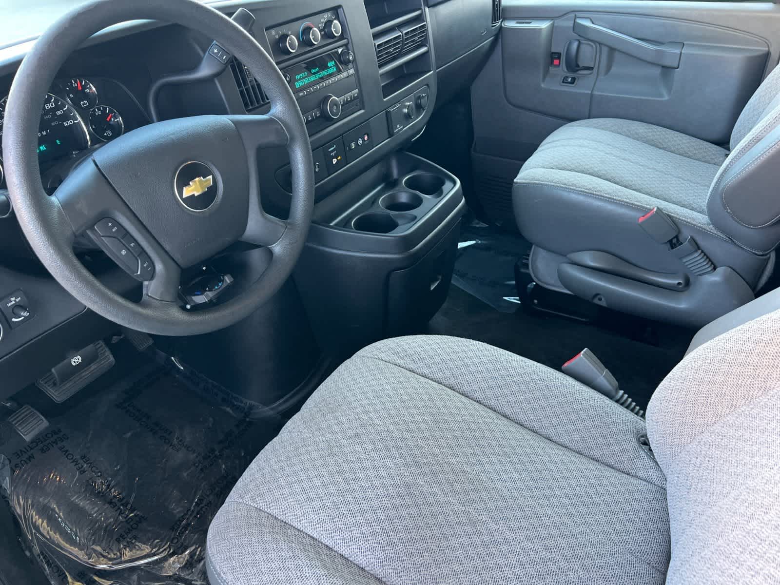 Thumbnail: 2017 Chevrolet Express - 12