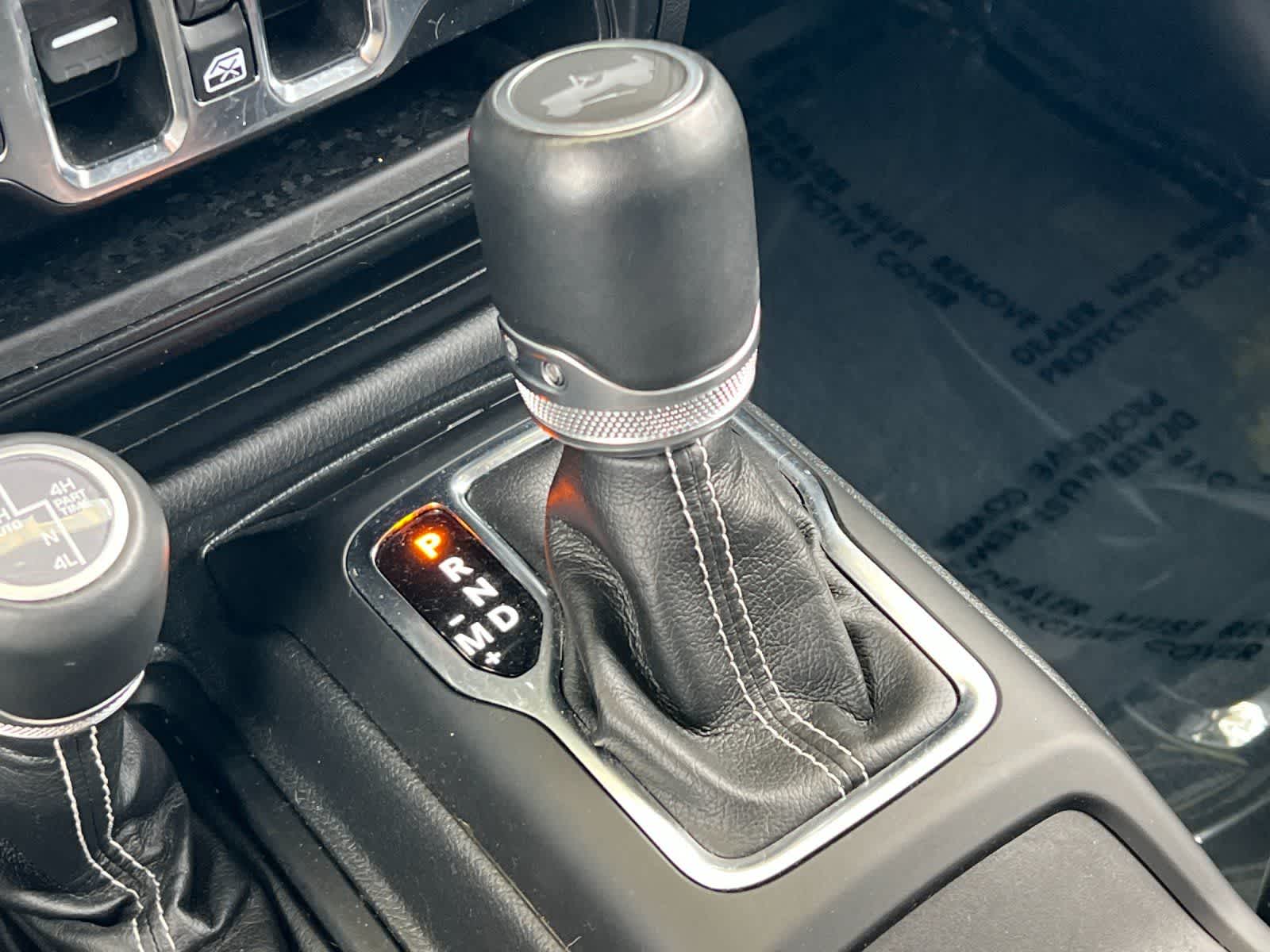 Thumbnail: 2023 Jeep Wrangler - 23