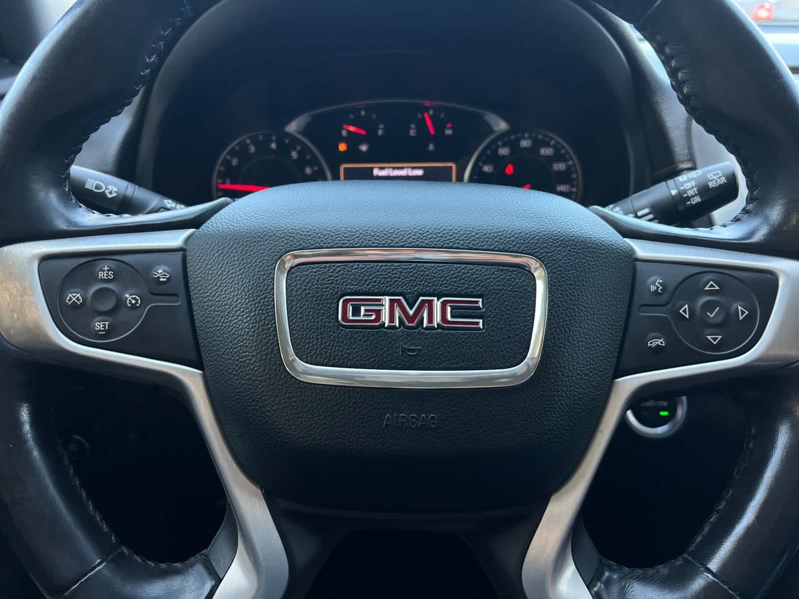 Thumbnail: 2020 GMC Terrain - 23