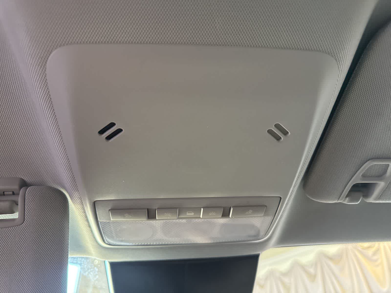 Thumbnail: 2021 Chevrolet Trax - 30