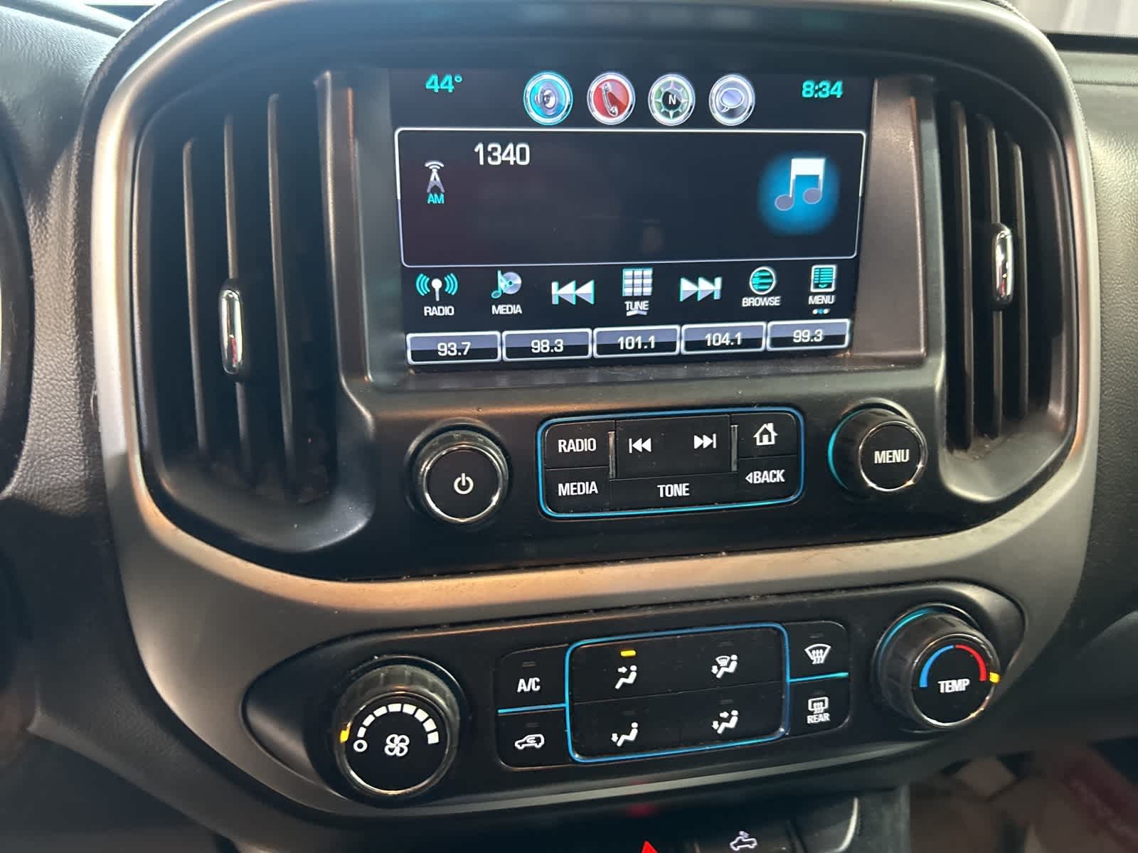 Thumbnail: 2016 Chevrolet Colorado - 28