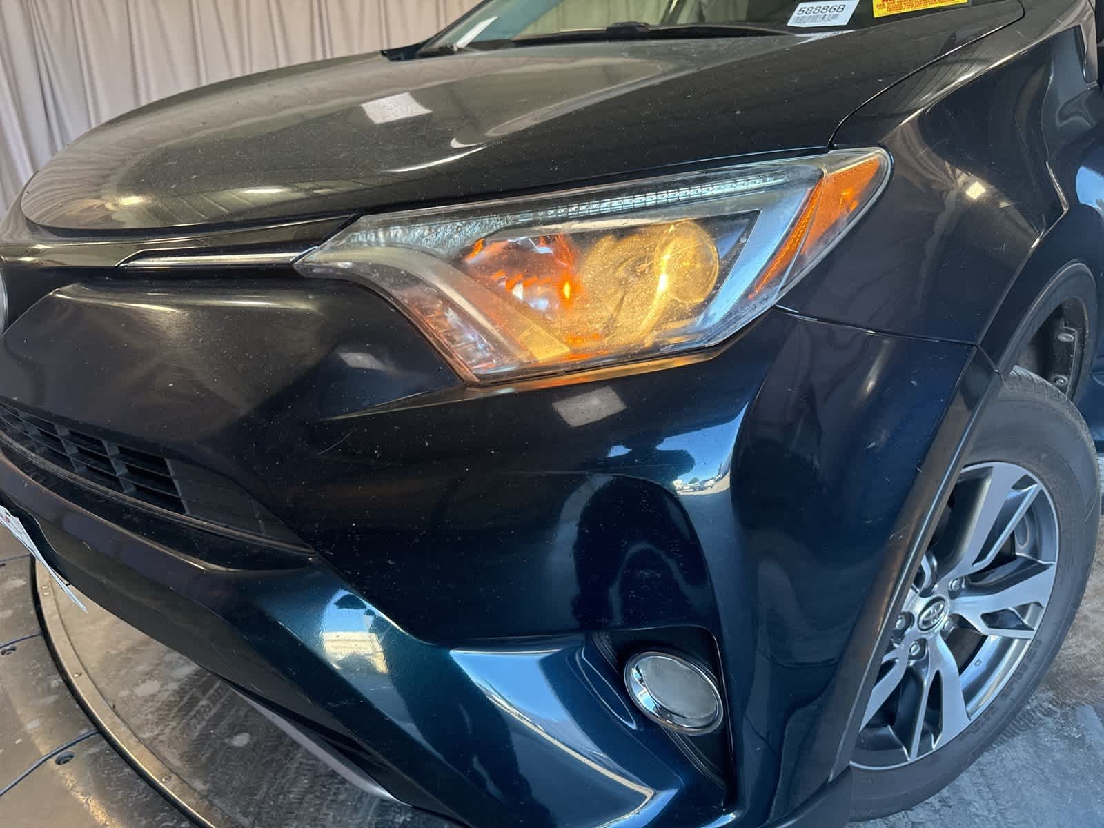 Thumbnail: 2017 Toyota RAV4 - 11