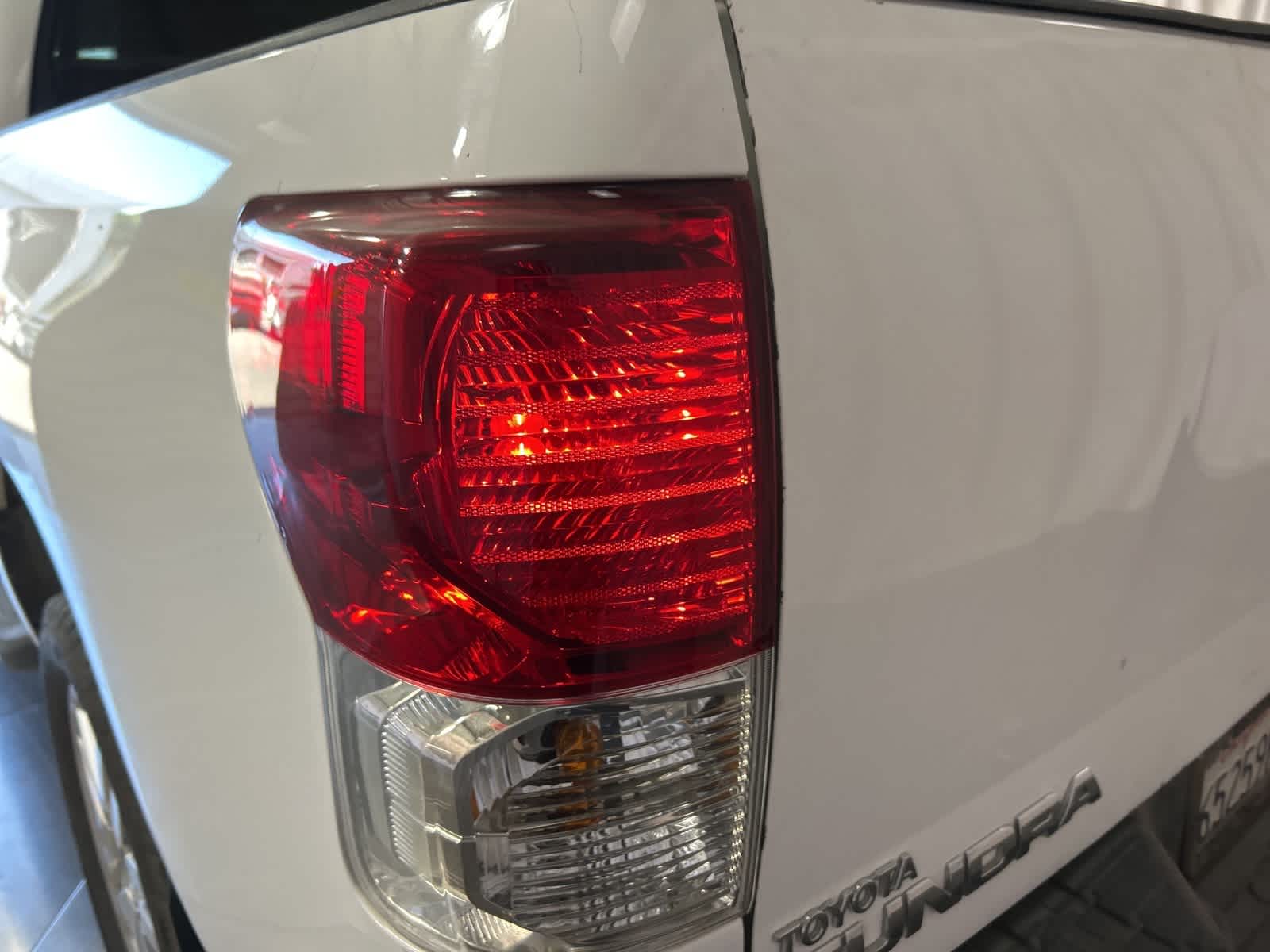Thumbnail: 2013 Toyota Tundra - 15