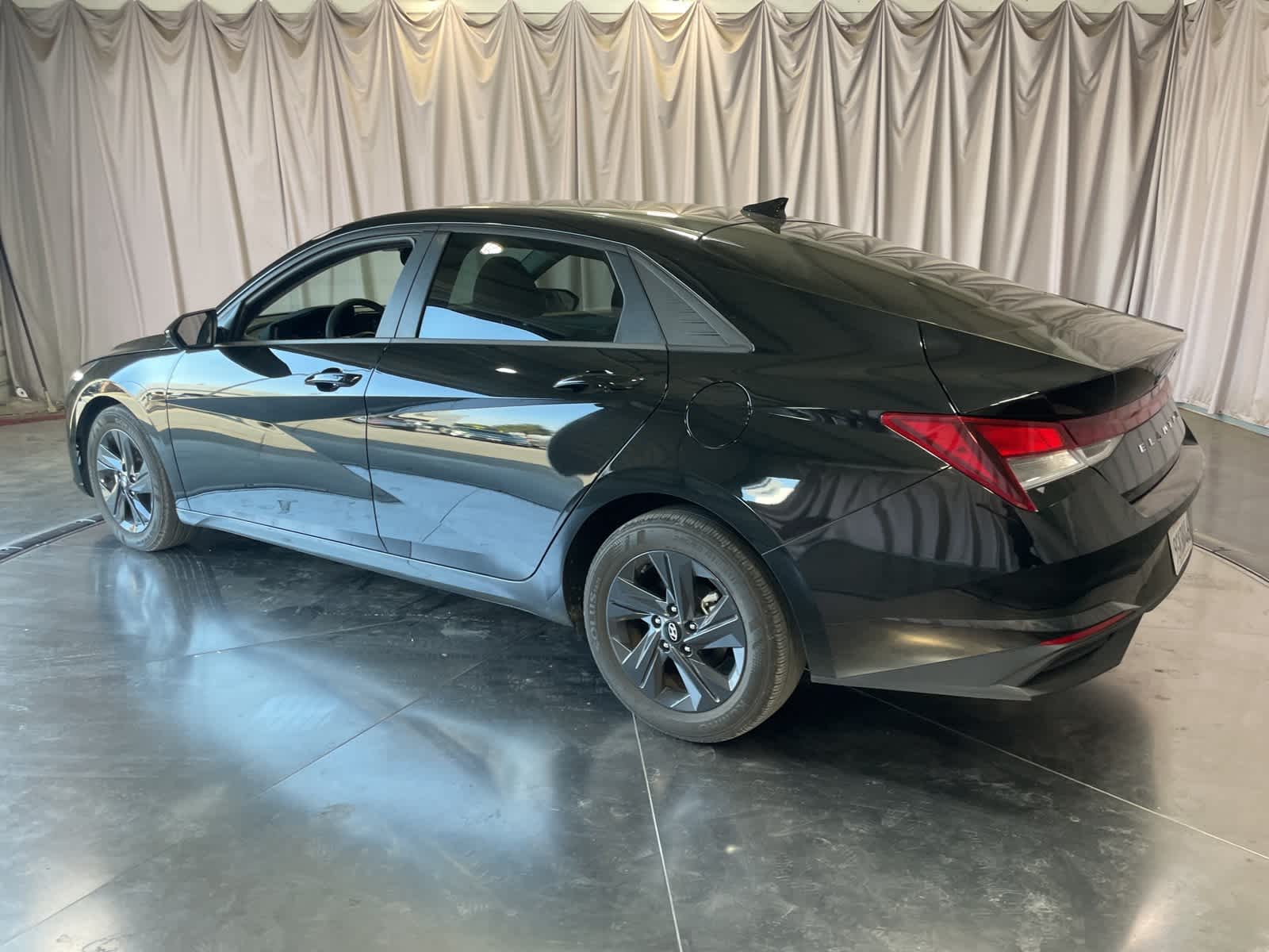 Thumbnail: 2021 Hyundai Elantra - 7