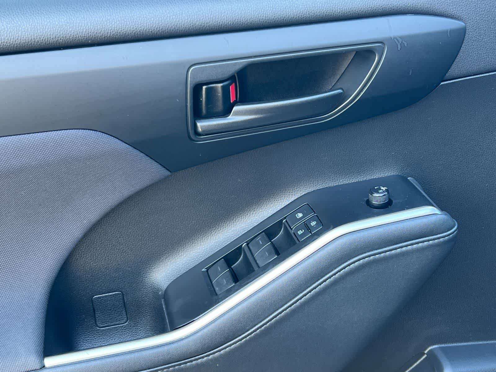 Thumbnail: 2021 Toyota Highlander - 13