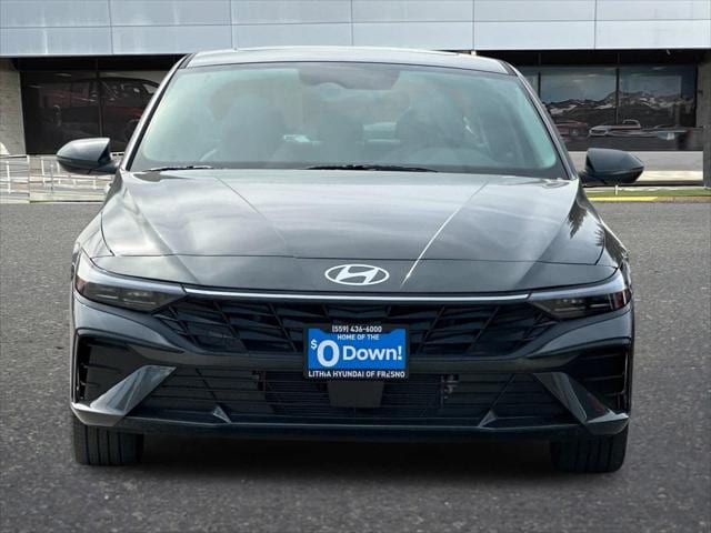 2025 Hyundai Elantra Limited Edition 10