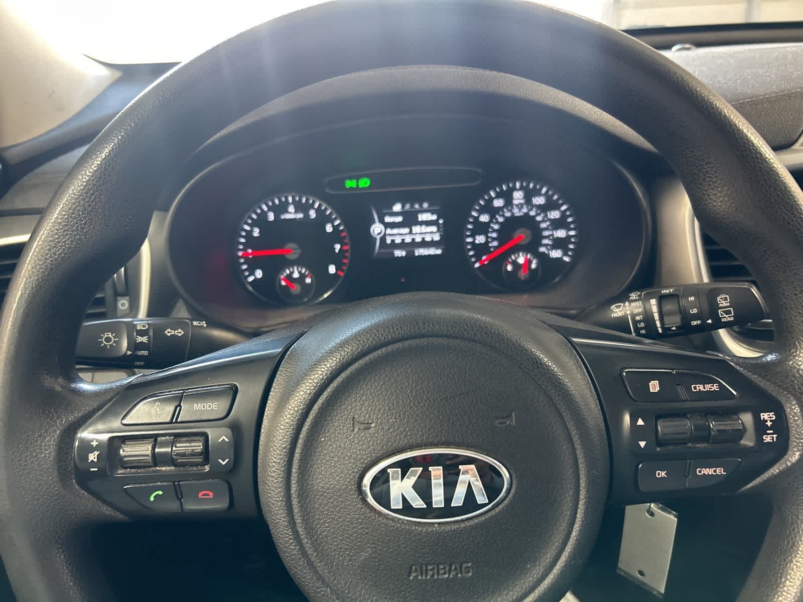 Thumbnail: 2018 Kia Sorento - 31