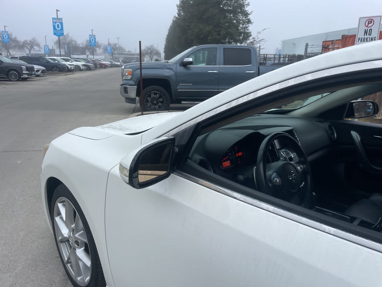 Thumbnail: 2010 Nissan Maxima - 9