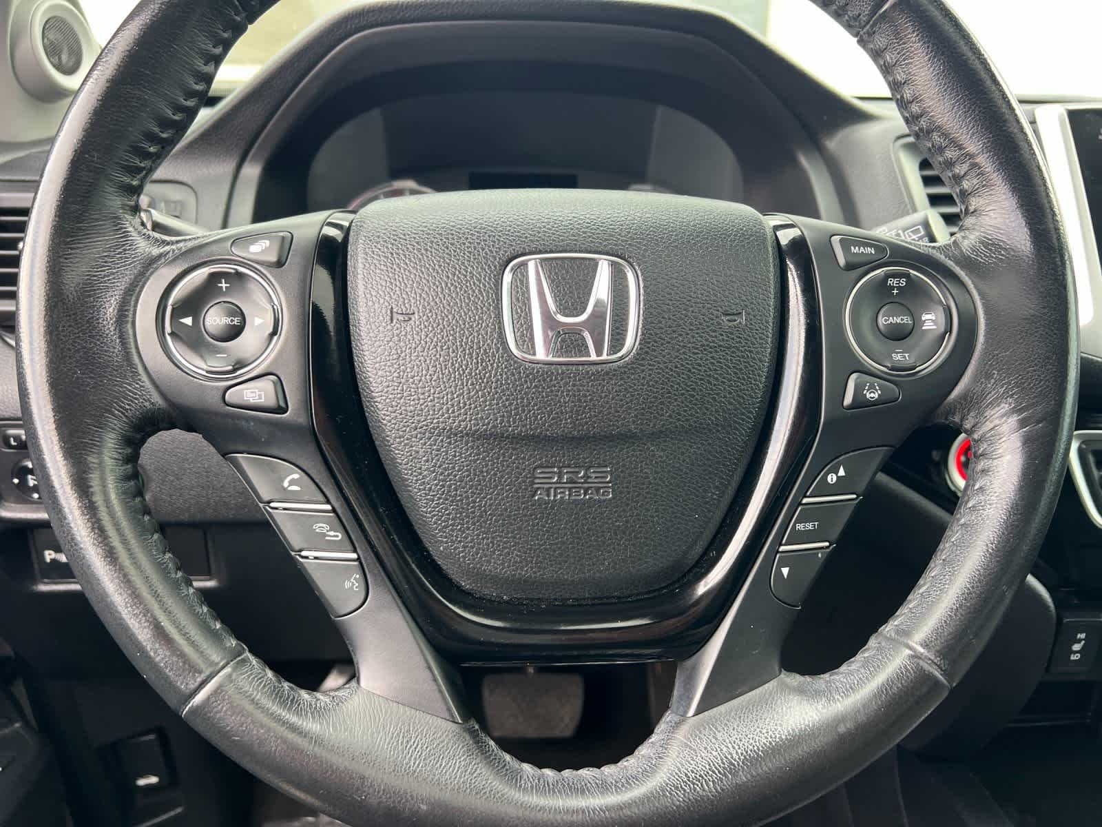 Thumbnail: 2018 Honda Pilot - 27