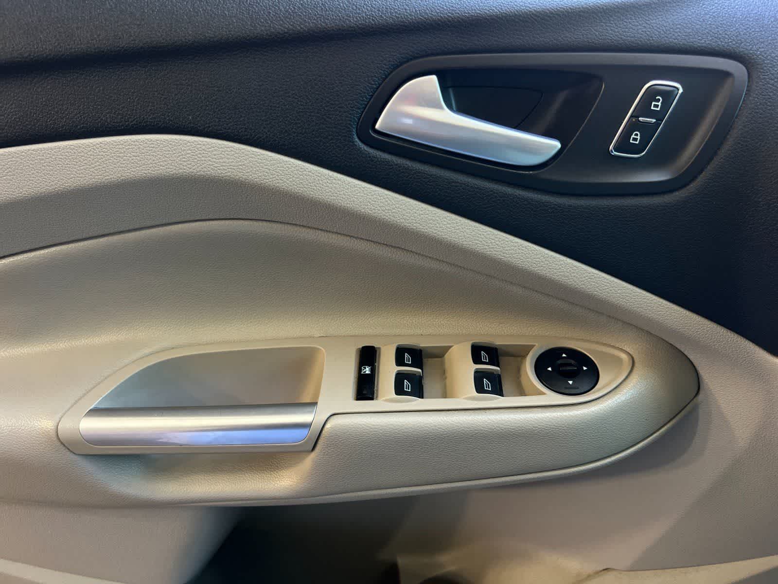 Thumbnail: 2014 Ford Escape - 13