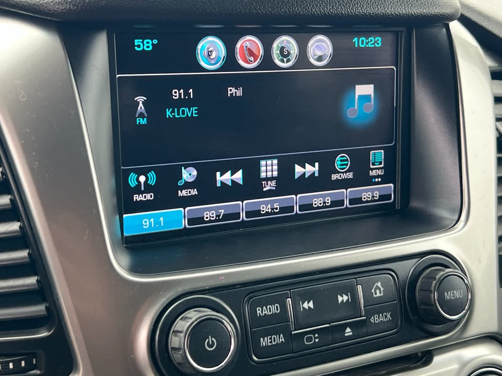 Thumbnail: 2017 Chevrolet Tahoe - 19