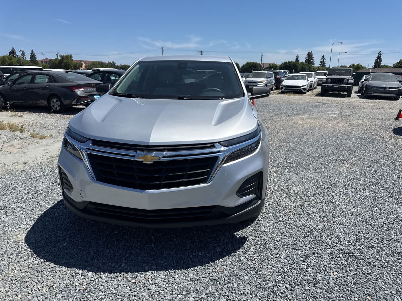 Thumbnail: 2022 Chevrolet Equinox - 2