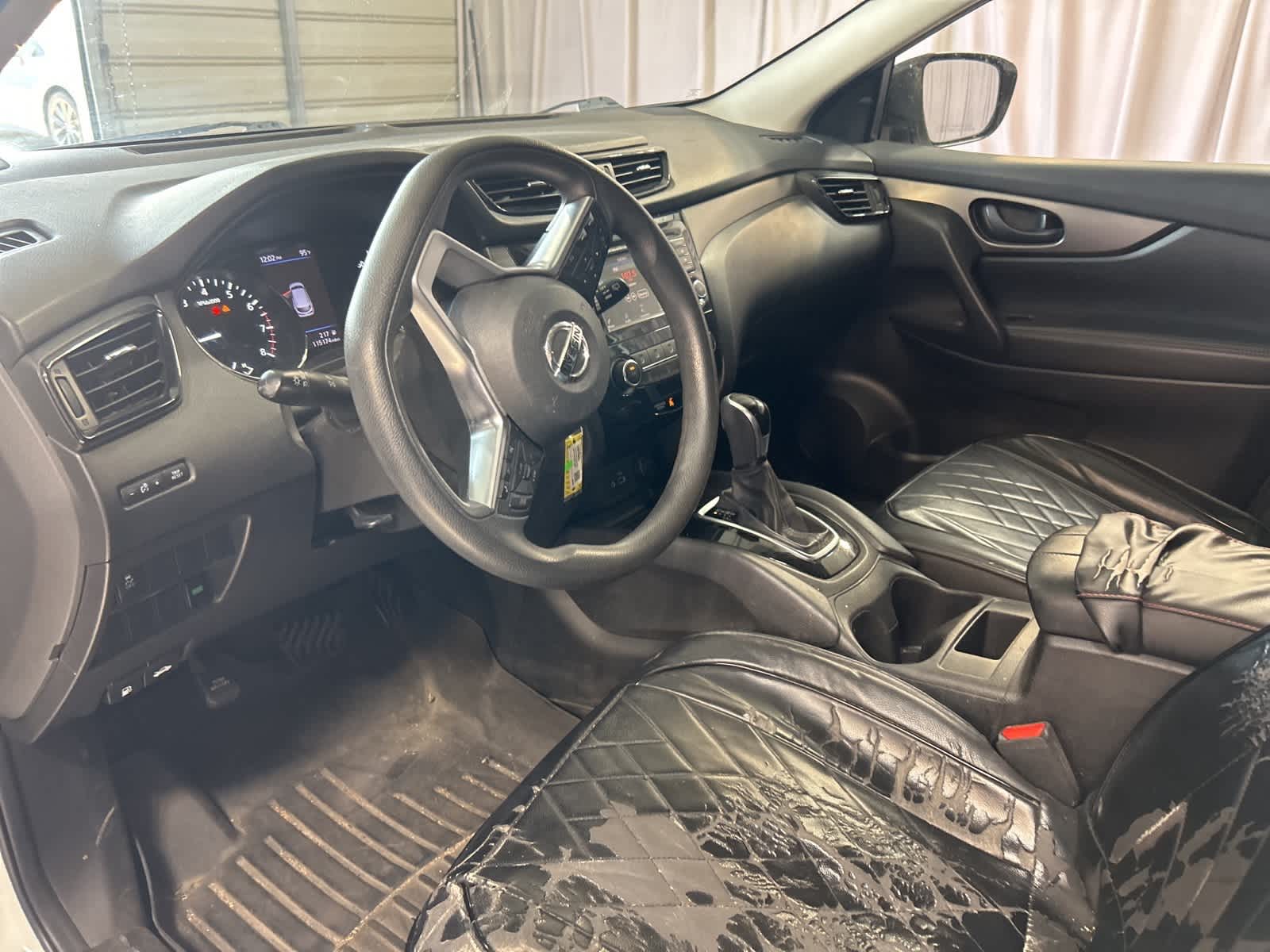 Thumbnail: 2019 Nissan Rogue Sport - 22