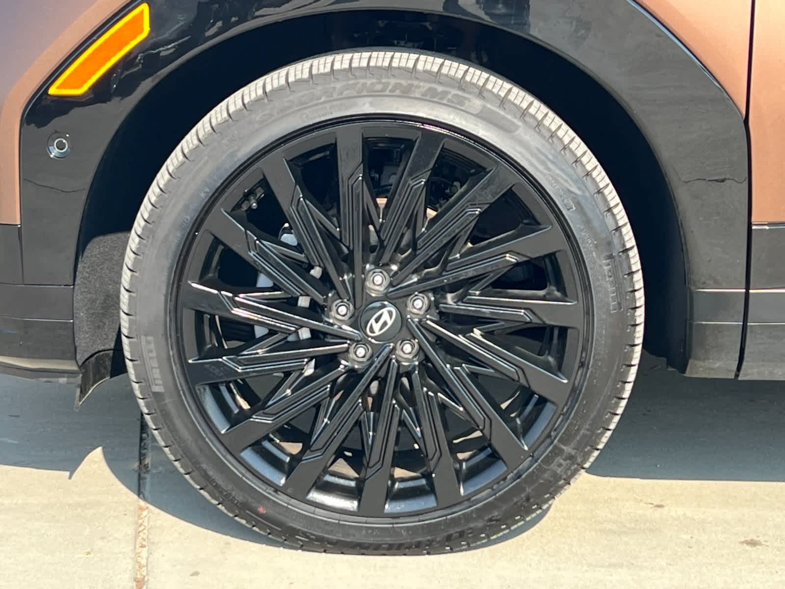 Thumbnail: 2025 Hyundai Santa Fe - 28