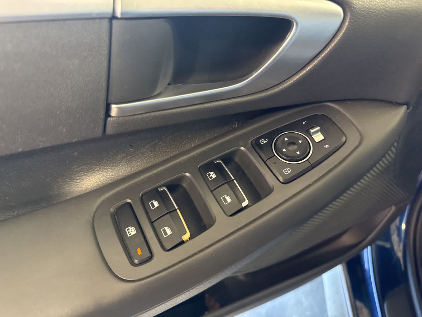Thumbnail: 2020 Hyundai Sonata - 15