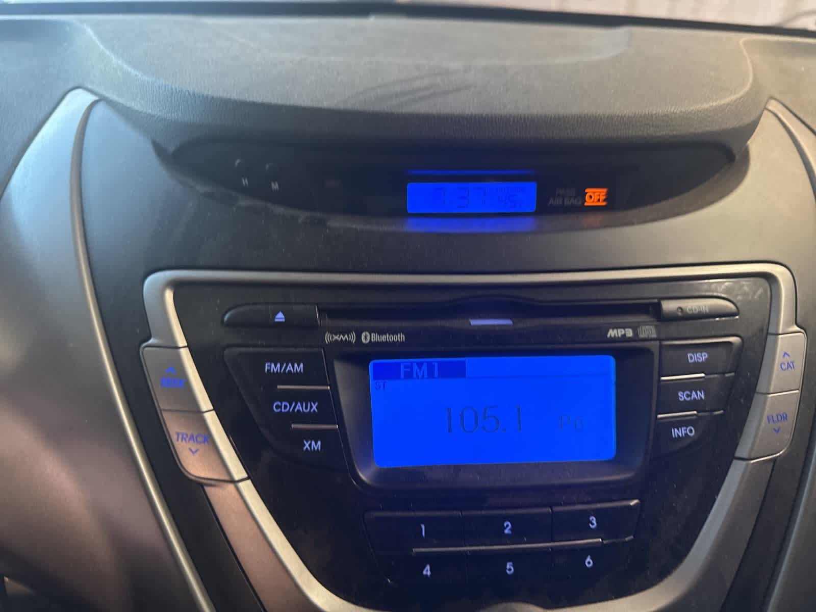 Thumbnail: 2013 Hyundai Elantra - 25