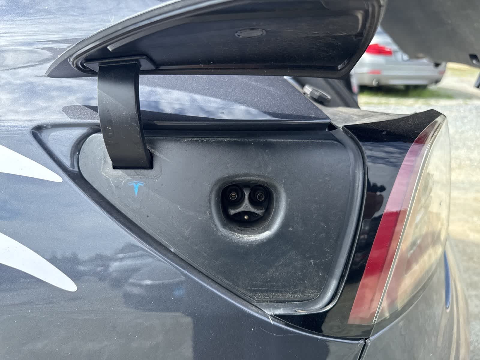 Thumbnail: 2023 Tesla Model 3 - 13