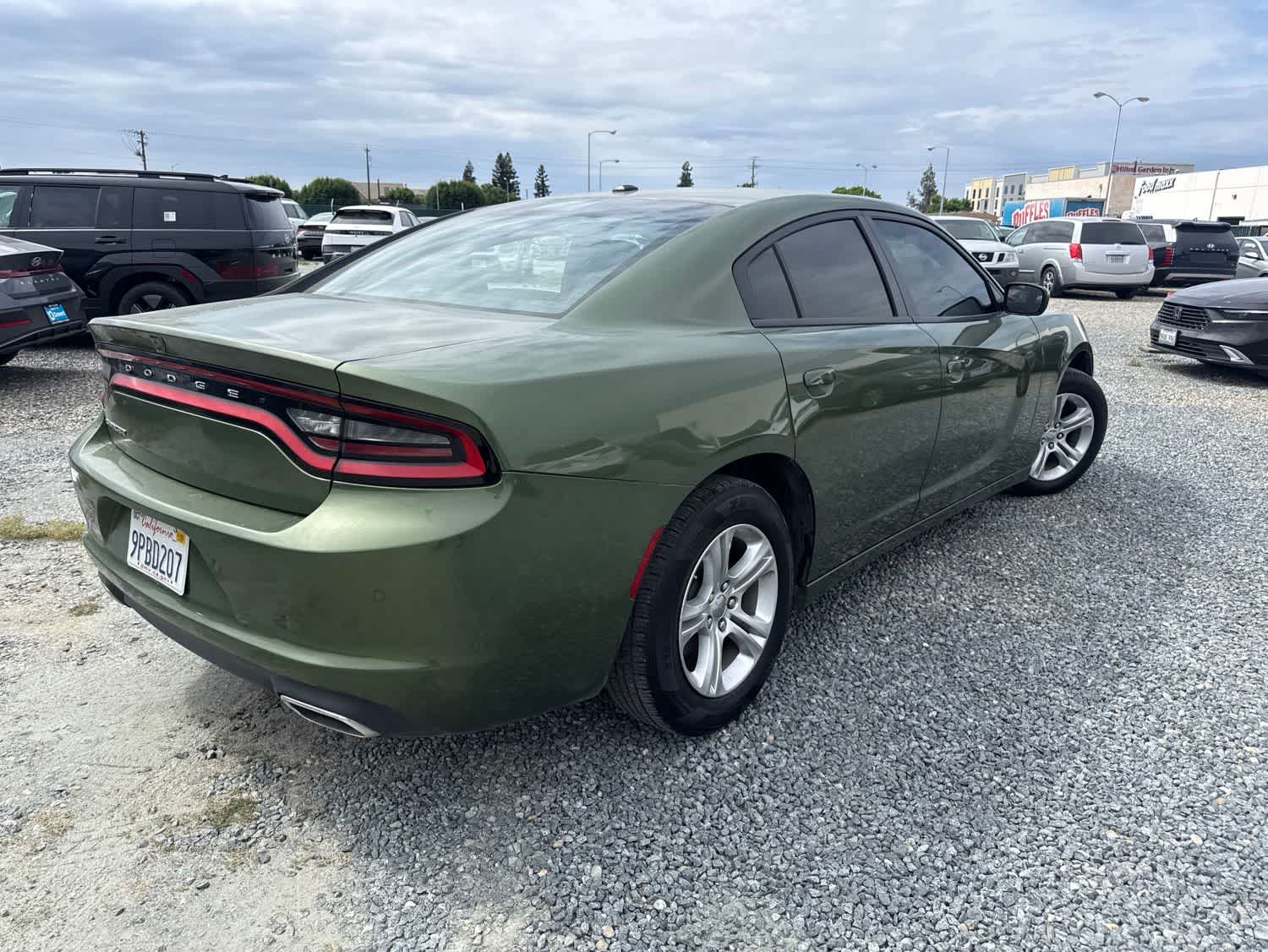 2022 Dodge Charger SXT photo 4