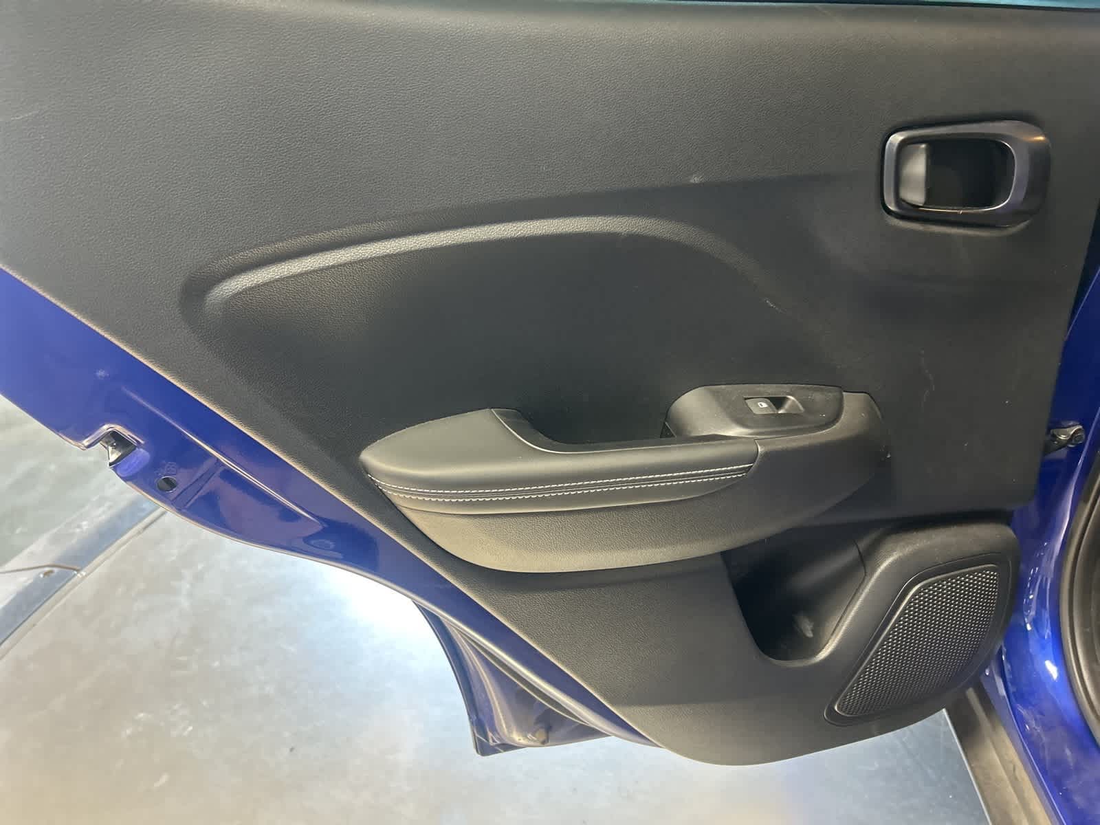Thumbnail: 2023 Hyundai Venue - 16