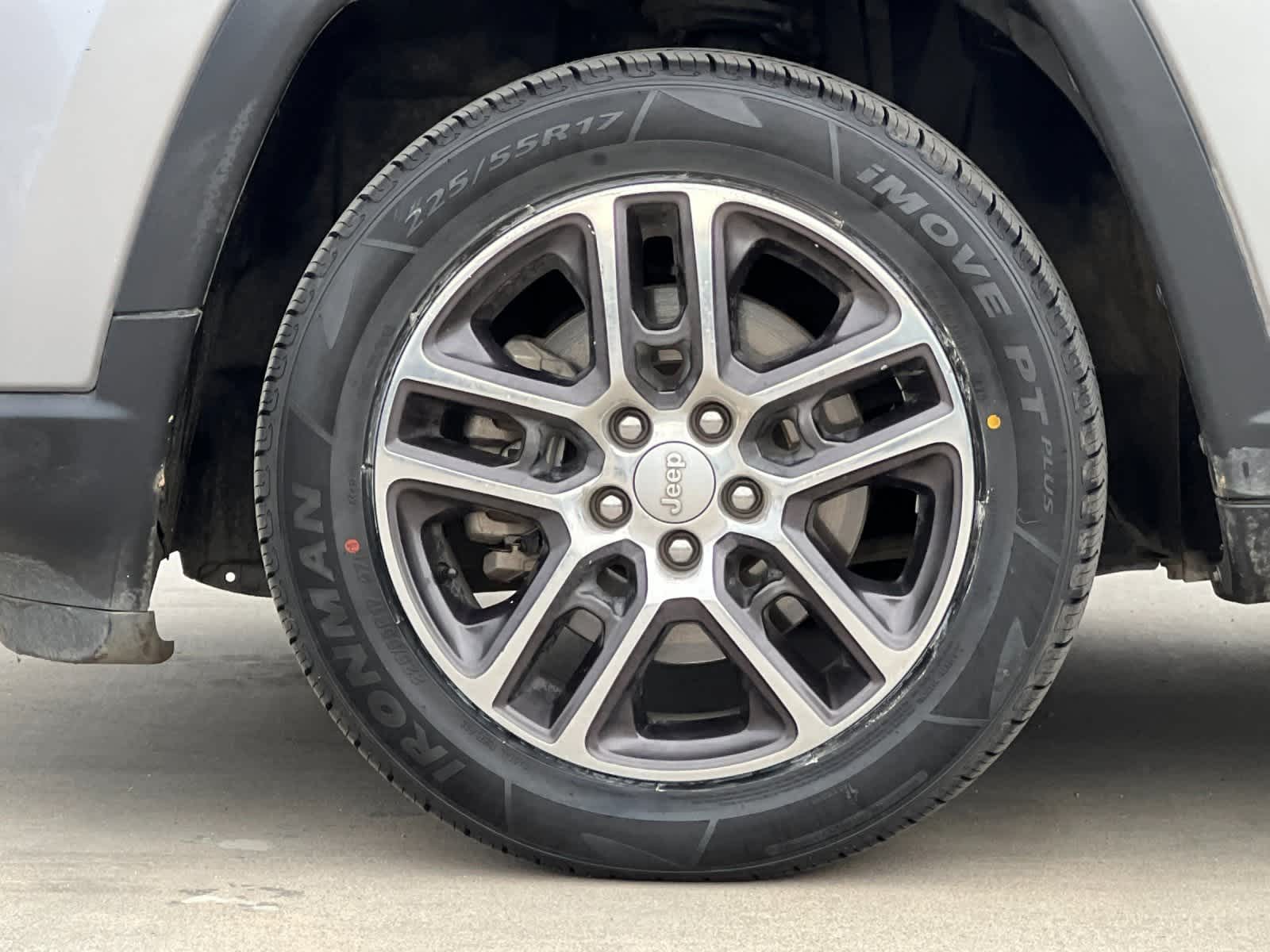 Thumbnail: 2019 Jeep Compass - 27