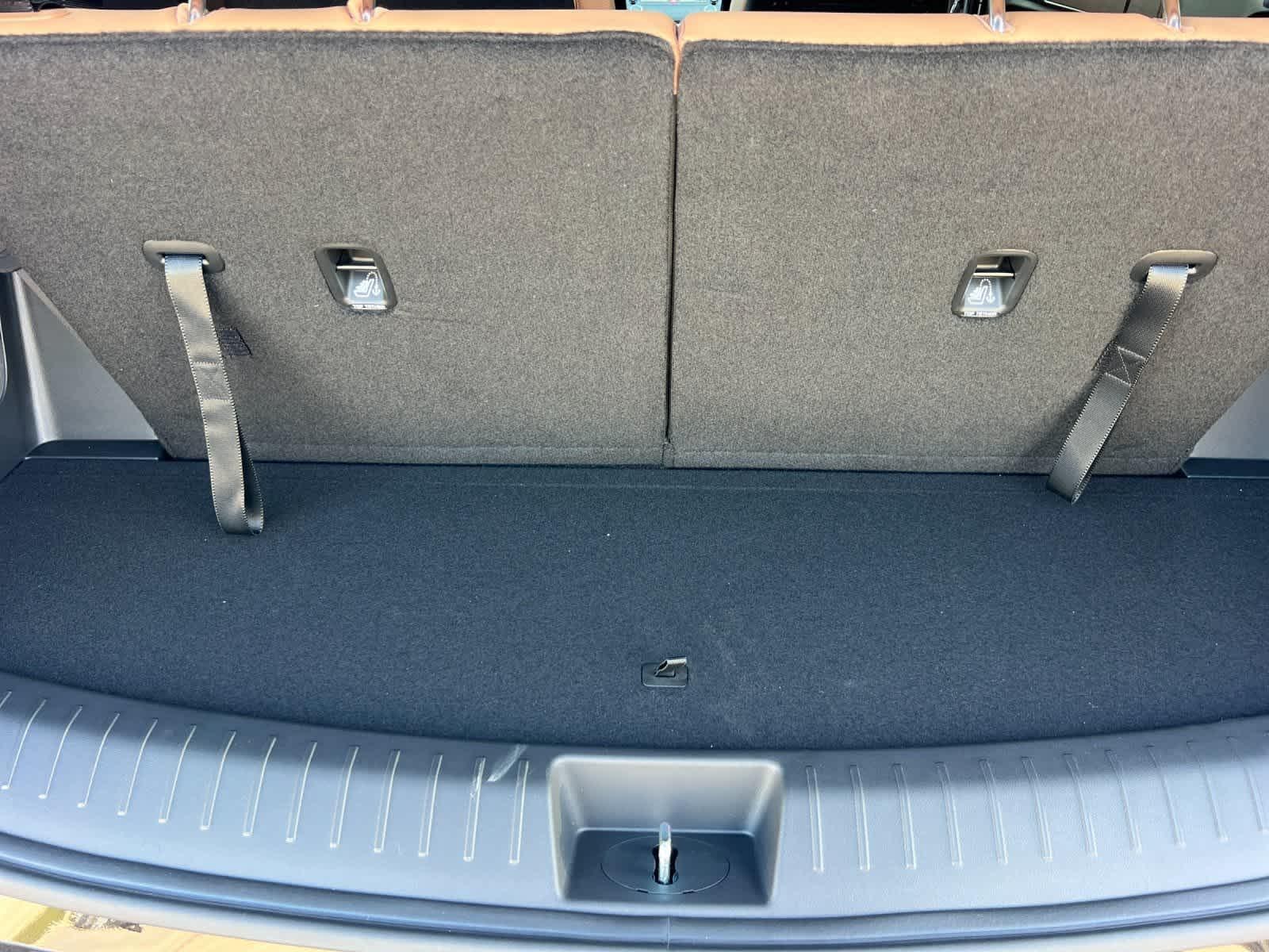 Thumbnail: 2026 Hyundai Santa Fe - 16