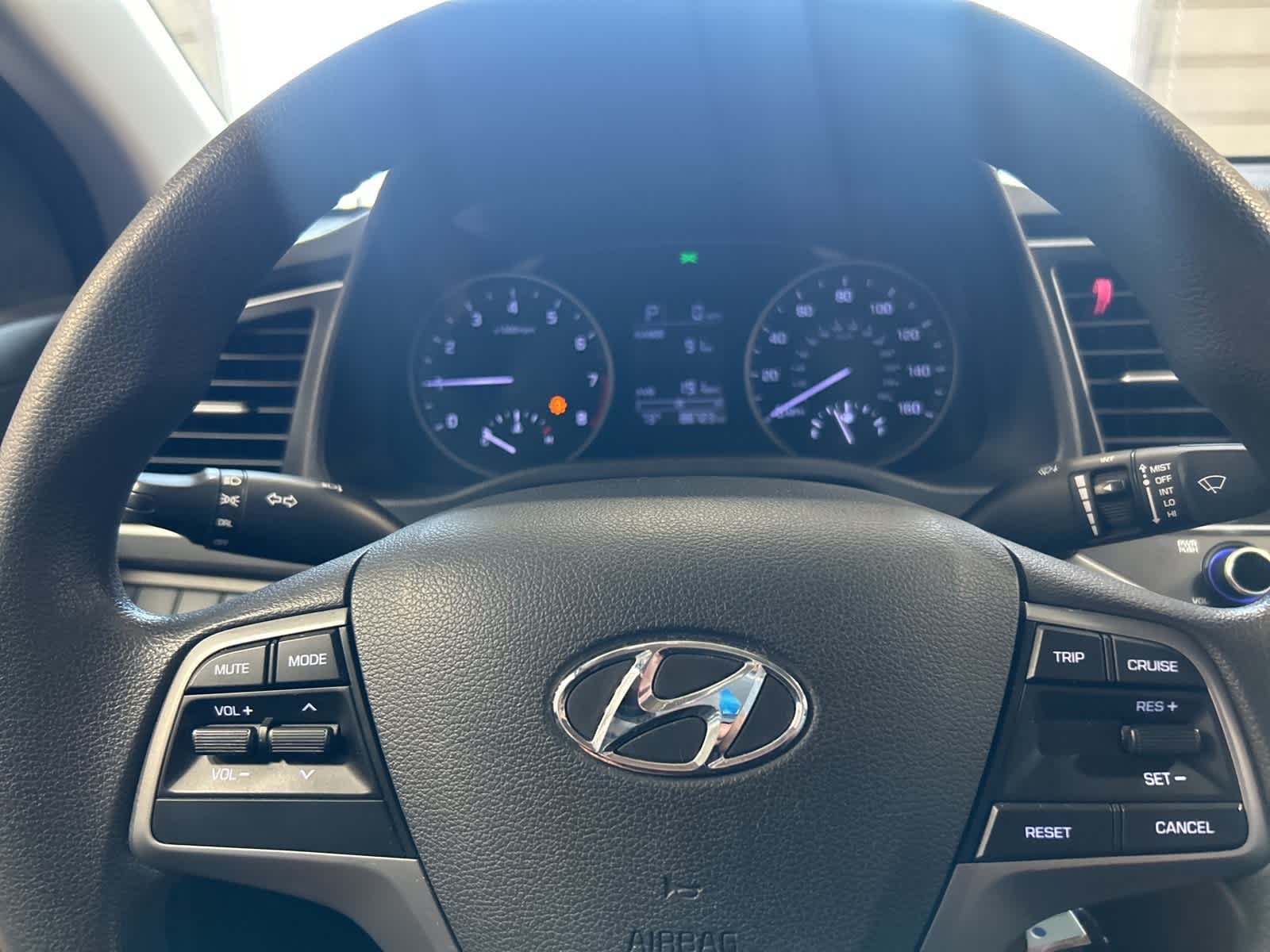 Thumbnail: 2017 Hyundai Elantra - 28
