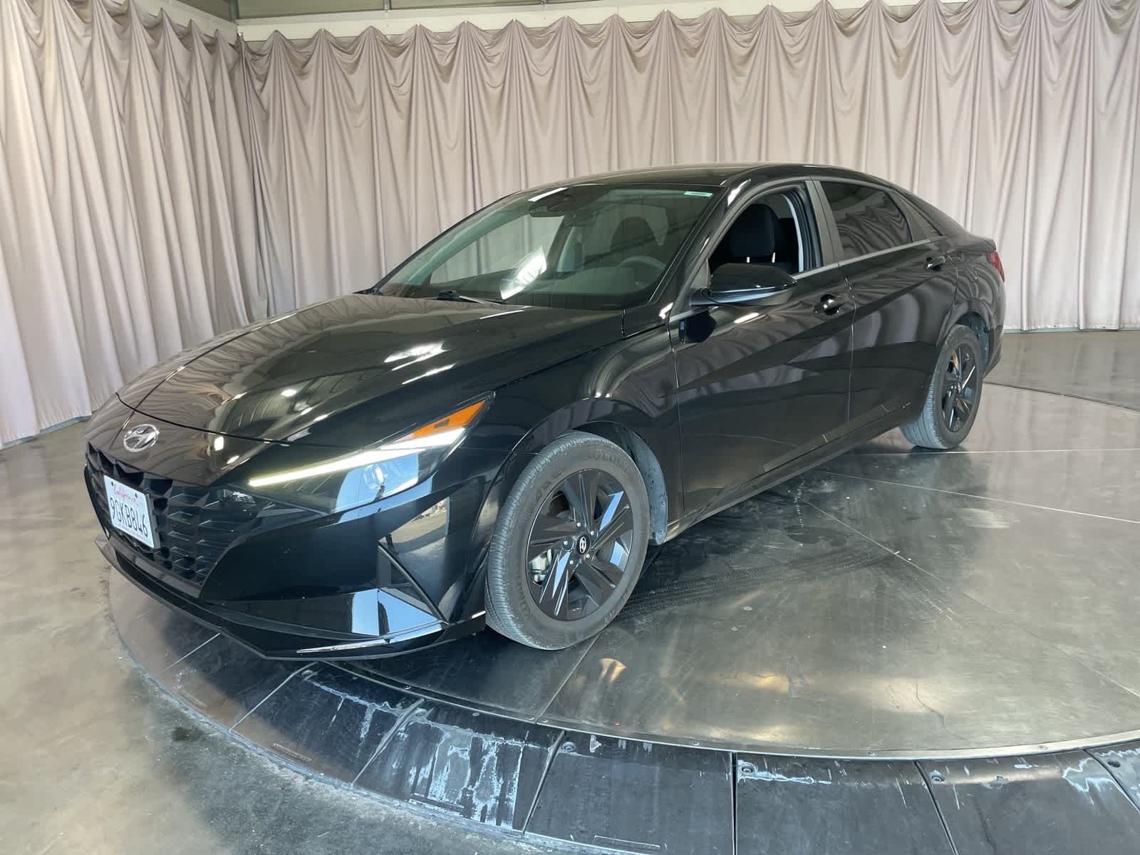 Thumbnail: 2021 Hyundai Elantra - 25