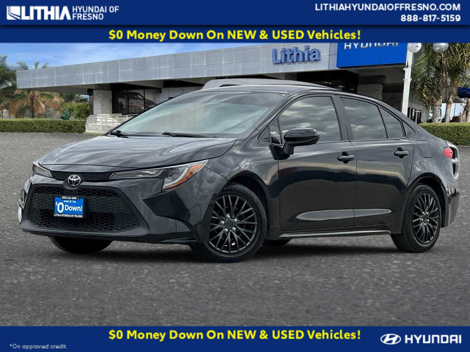 2022 Toyota Corolla LE's photo