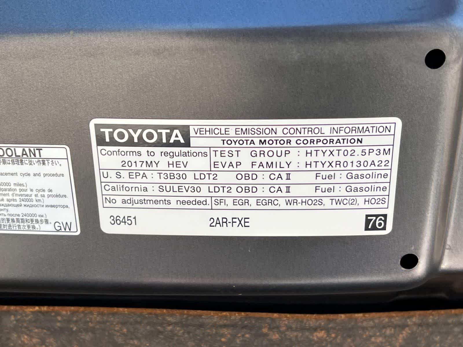 Thumbnail: 2017 Toyota RAV4 - 30