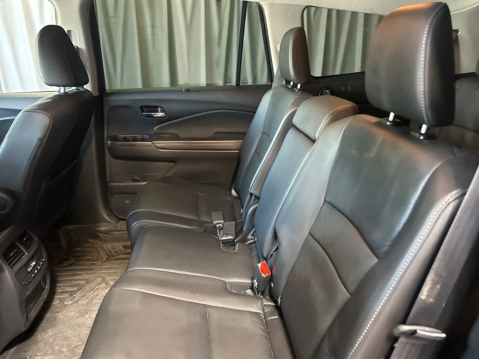 Thumbnail: 2021 Honda Pilot - 21
