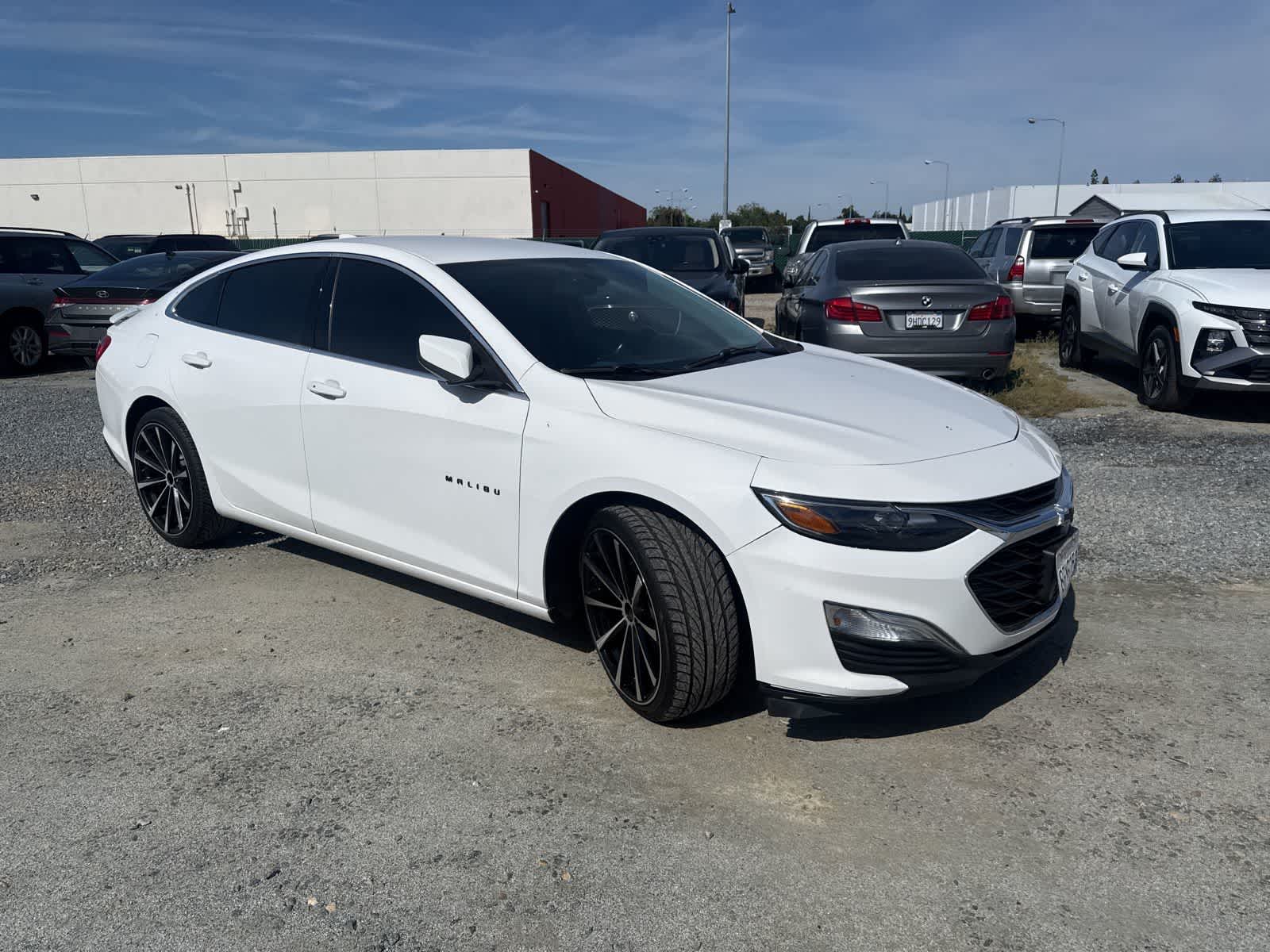 2020 Chevrolet Malibu RS photo 2