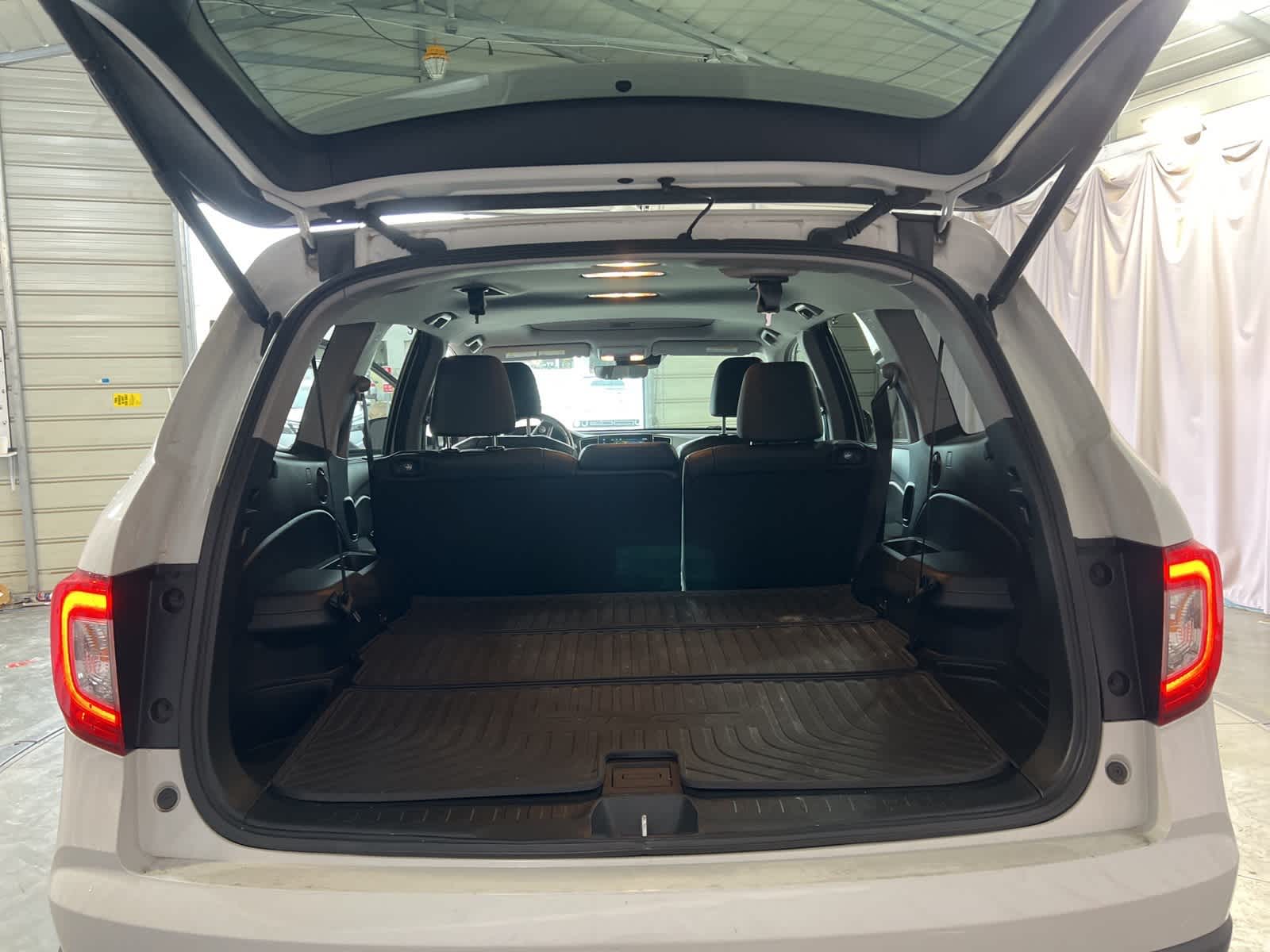 Thumbnail: 2021 Honda Pilot - 15