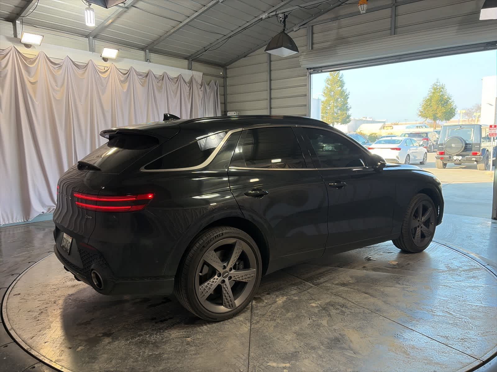 Thumbnail: 2023 Genesis GV70 - 8