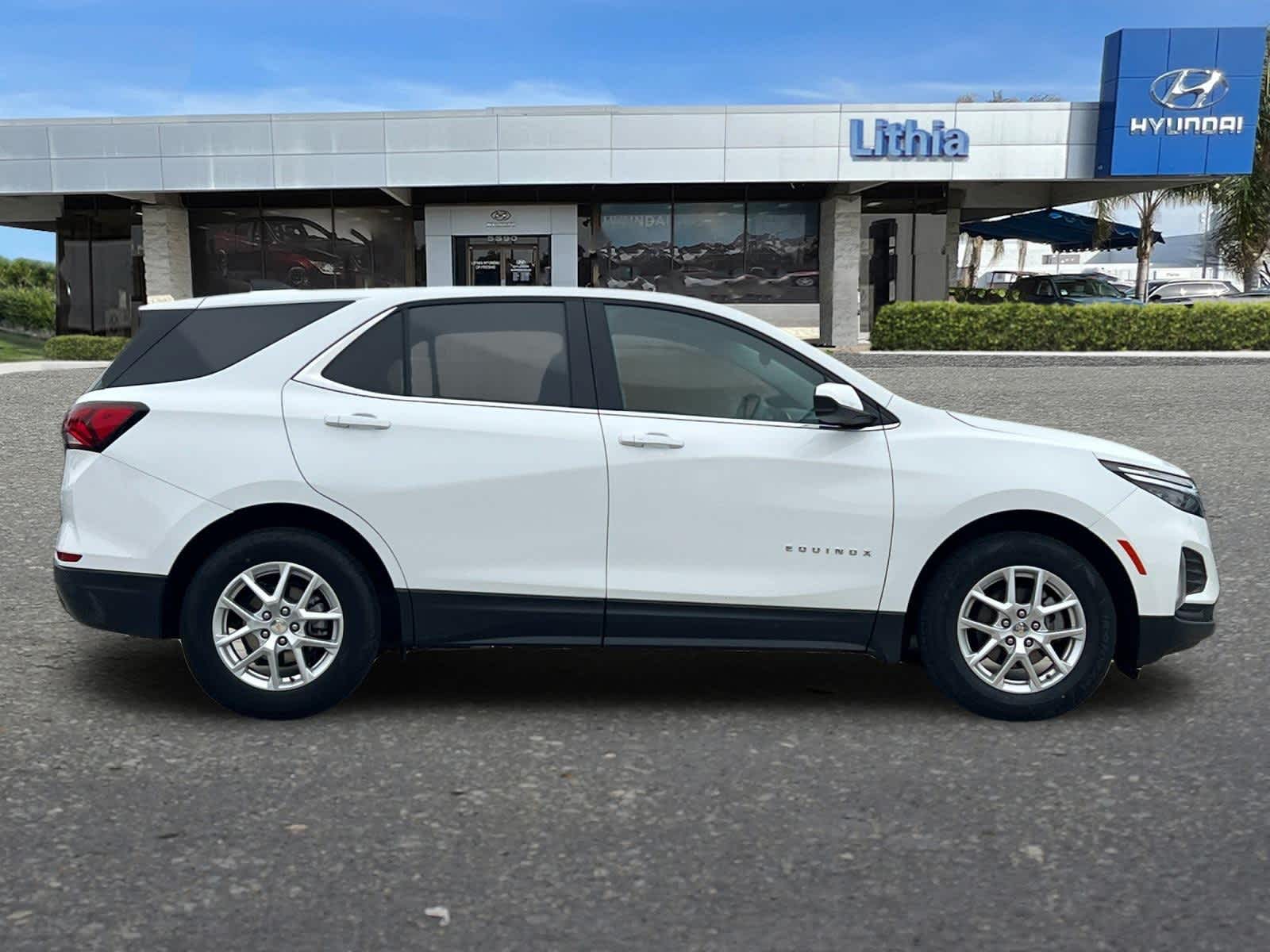 Thumbnail: 2024 Chevrolet Equinox - 8