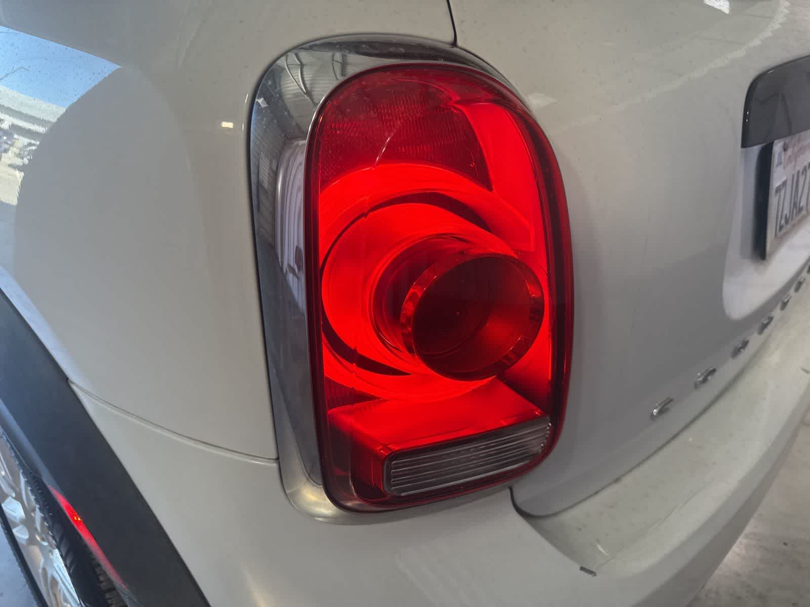 Thumbnail: 2017 MINI Cooper Countryman - 10