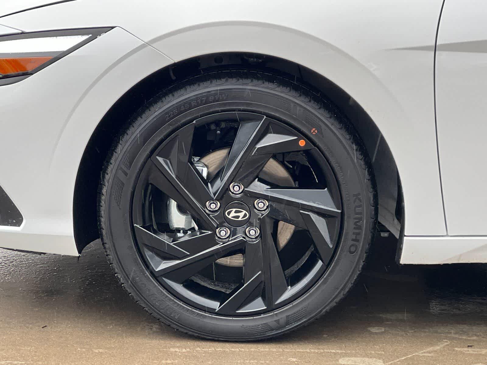 Thumbnail: 2026 Hyundai Elantra - 25