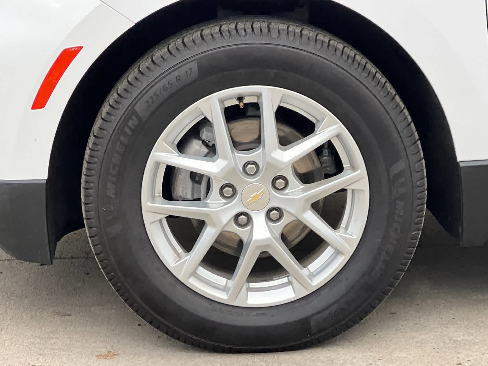 Thumbnail: 2022 Chevrolet Equinox - 26