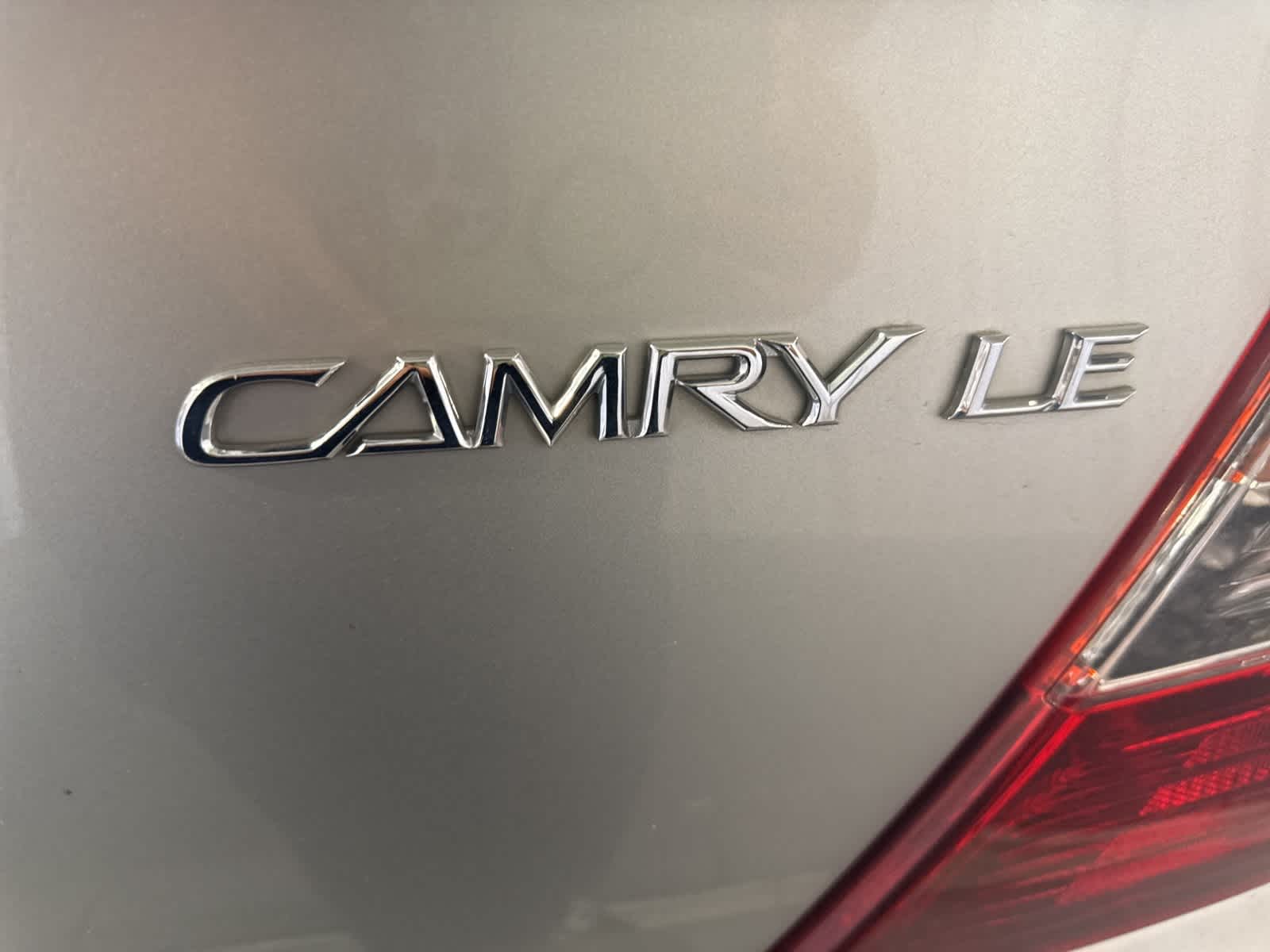 Thumbnail: 2004 Toyota Camry - 20