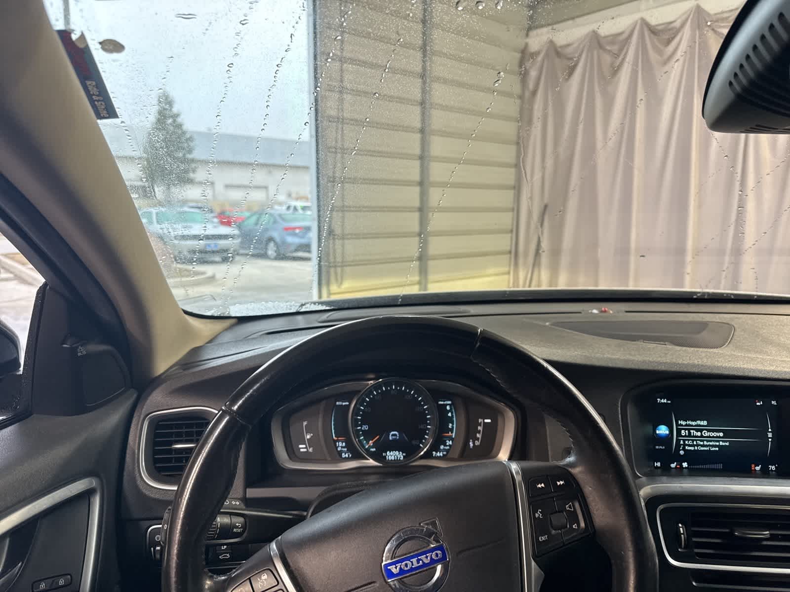 Thumbnail: 2015 Volvo S60 - 21