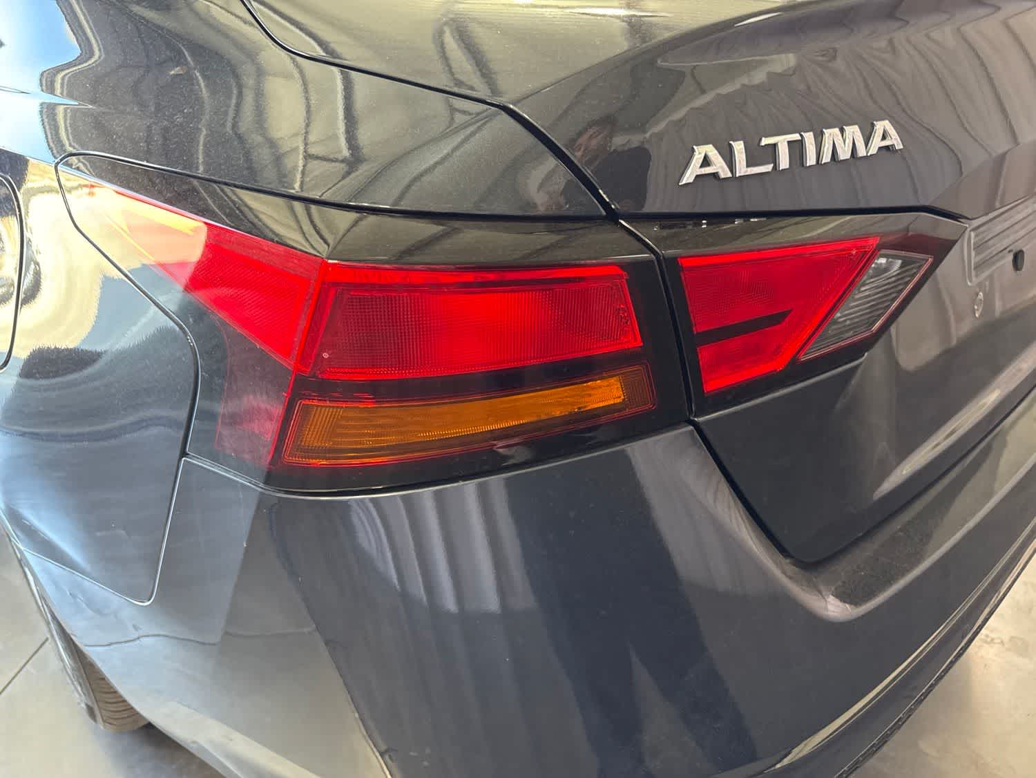 2022 Nissan Altima 2.5 SV photo 3