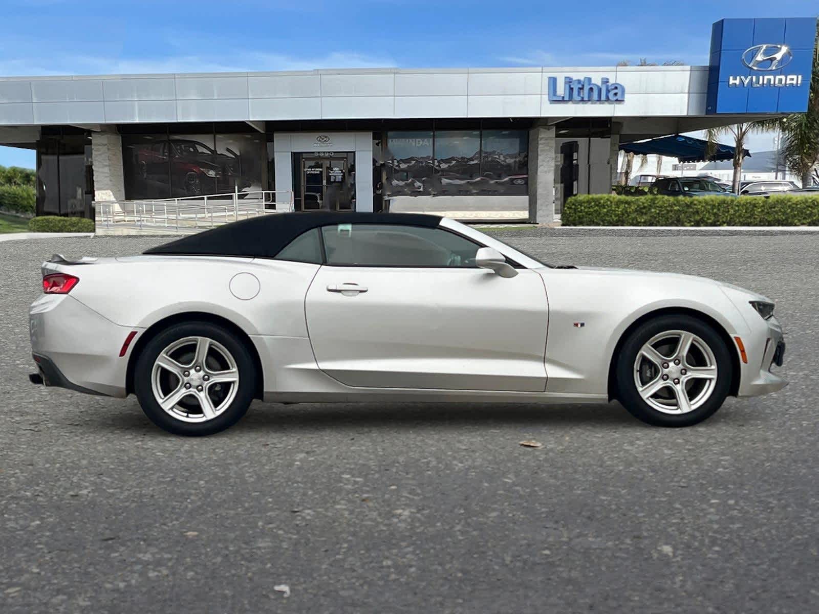 Thumbnail: 2018 Chevrolet Camaro - 8