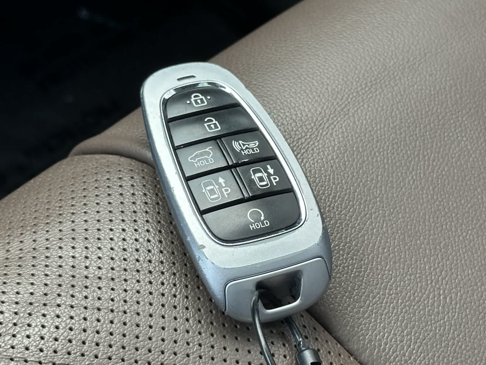 Thumbnail: 2023 Hyundai Santa Fe - 28